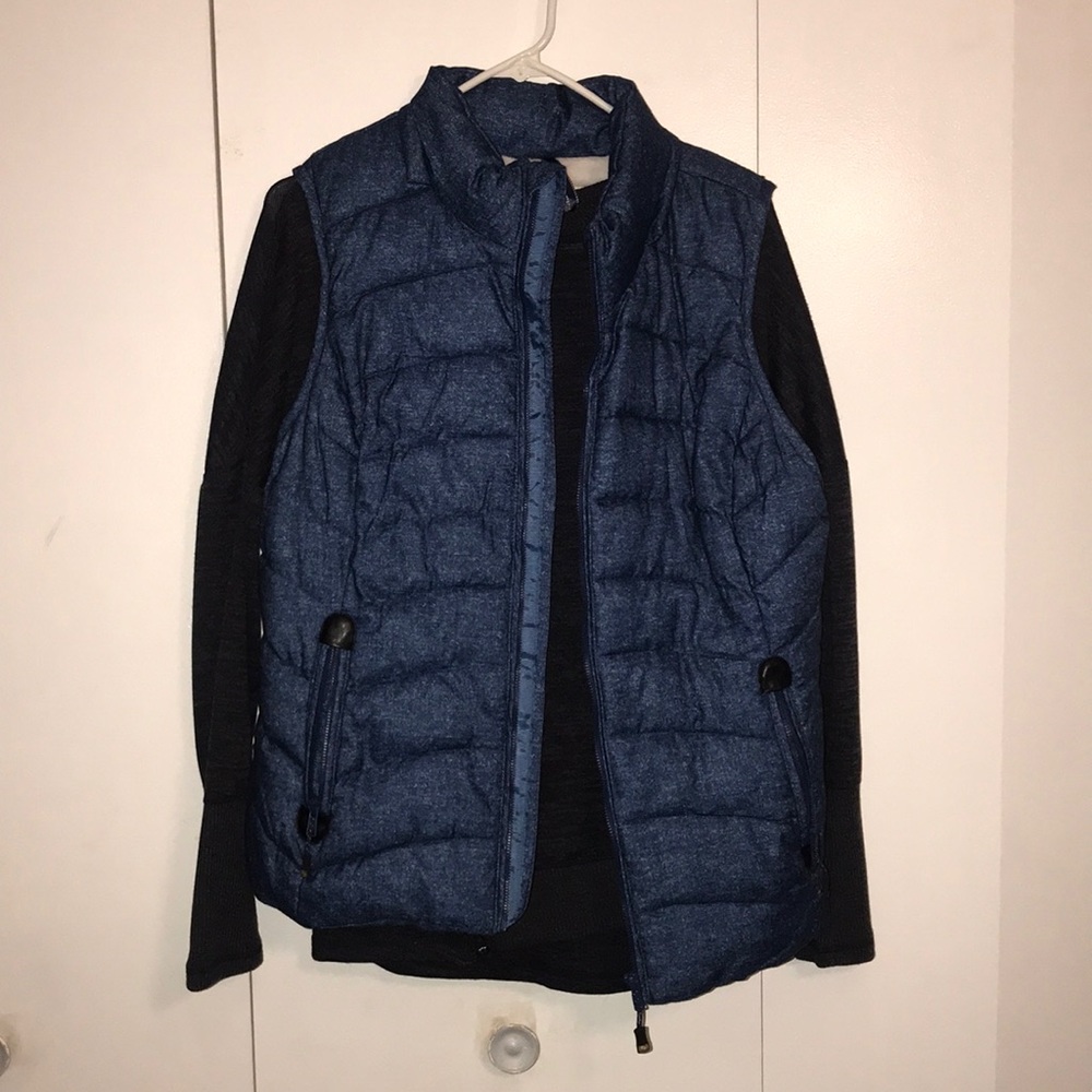 Vest with long sleeve and hood